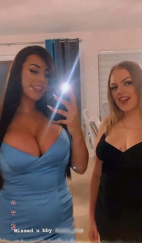 frottage onlyfans hot naked image