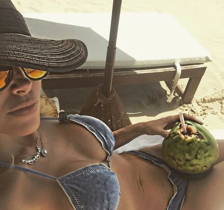 Roberta Carbonari Muzy star img