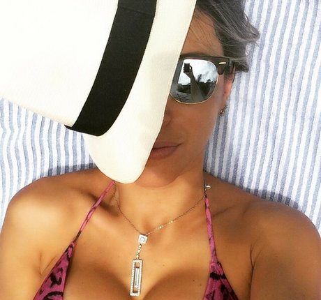 Roberta Carbonari Muzy pretty actress images