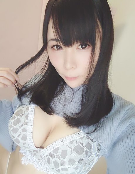 Yui Okada erotic model pic