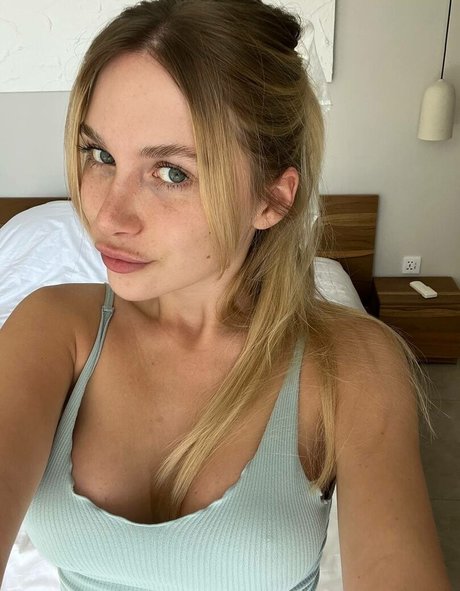 mur iricio nude actress picture