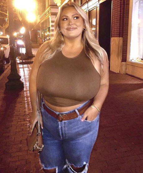 asian girlfriend onlyfans nude pics