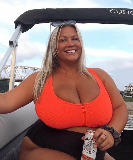 milf pussy onlyfans nude image