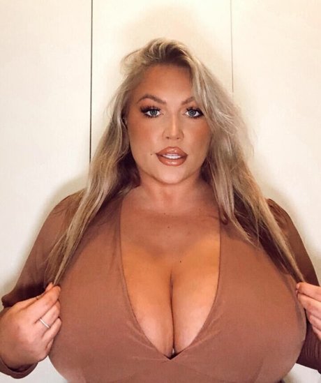 mature squirt onlyfans beautiful nude images