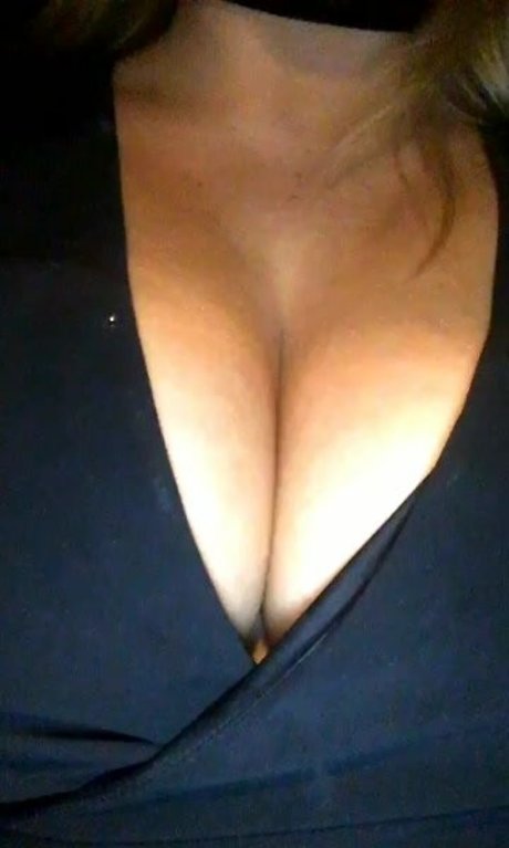 tall onlyfans hot naked pic