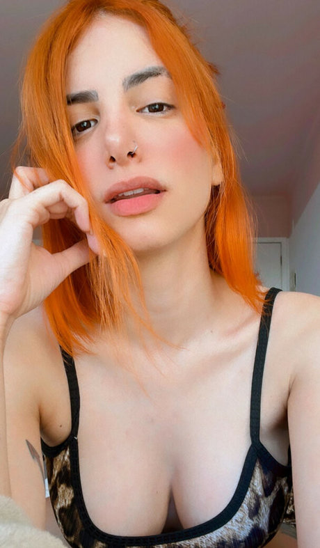 Tawna Leaguelegens nude pornstar photo