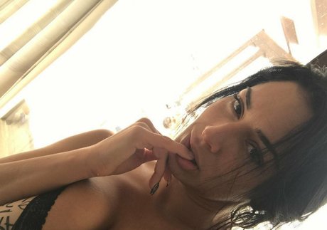 body onlyfans erotic pics