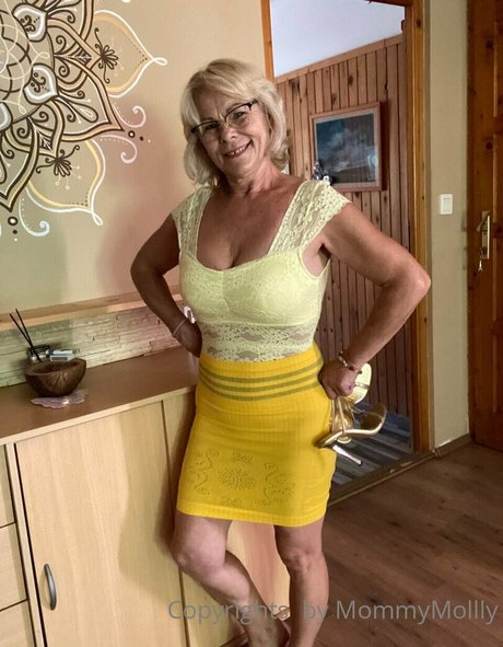 Mommymolly pornstar xxx images