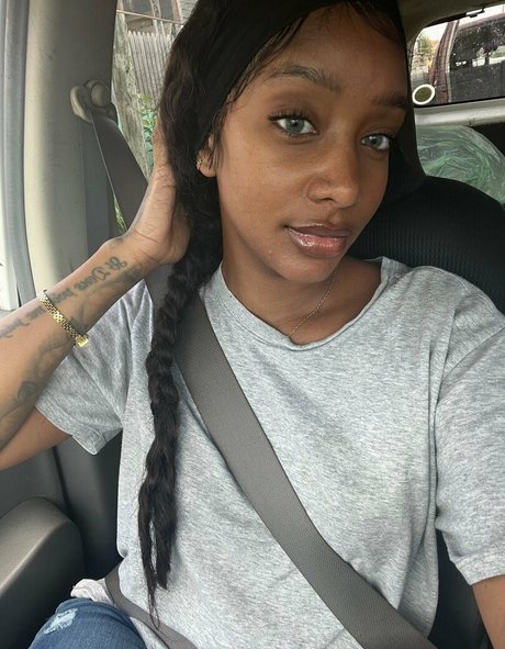 cathiimedialuna model beautiful pic