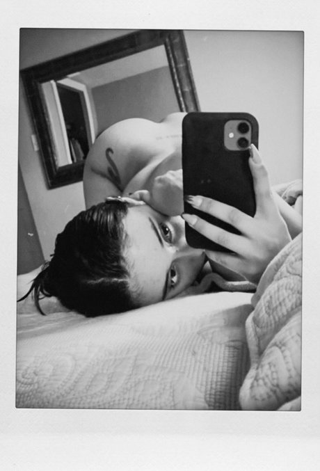 laconejaaa star naked photos