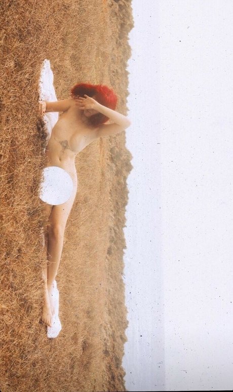 Phaine Gibouyeaux adult model photos