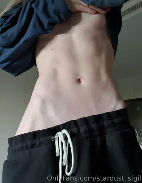 Stardust Sigil model erotic pics