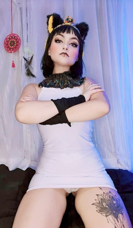 Mowa Zee top model pictures