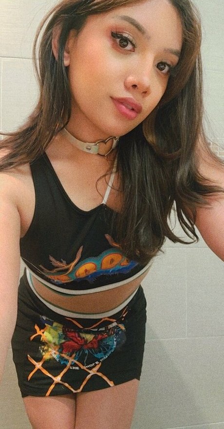 Mina Sin porn actress photo