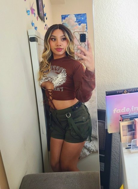 Mina Sin pornstar perfect pictures