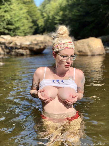 Karuna Satori_ pornstar hot picture