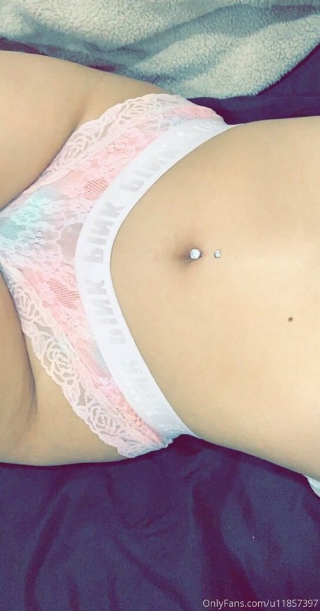 _TaniaVega star sexy image