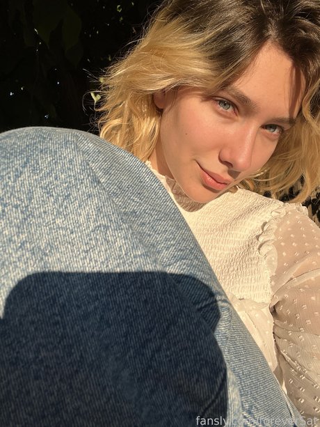 foreverSat exclusive actress pic