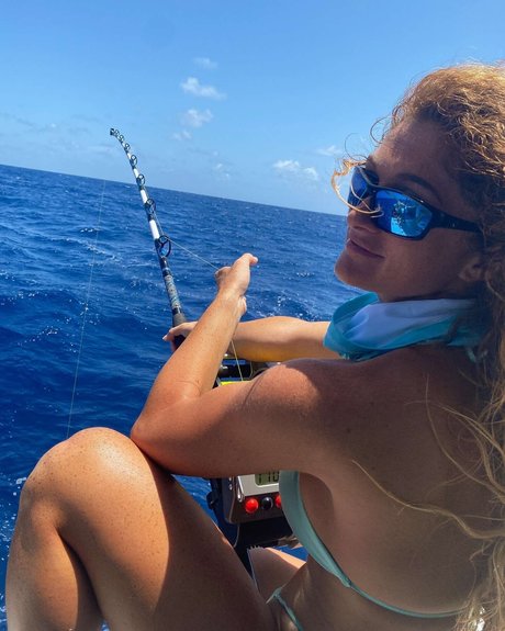 gay gym onlyfans top photo