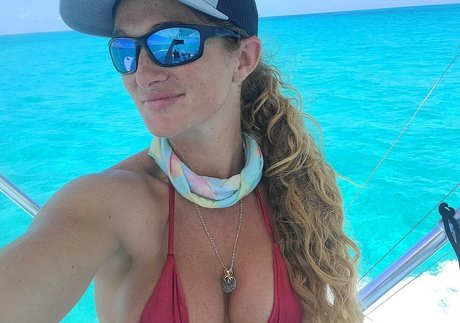 Cassie Zero model porn pic