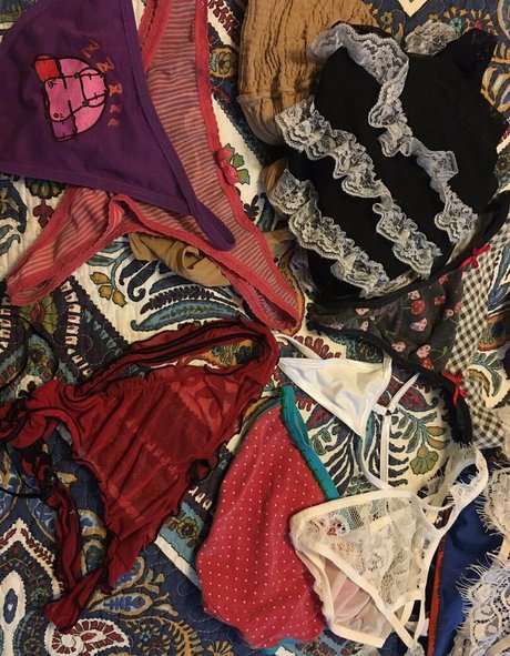 FoxyCosplay pornstar naked pics