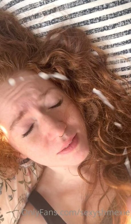 Sexyshmexie model xxx gallery