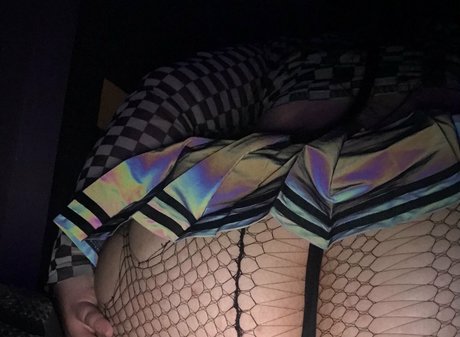 KatTheKunt model naked photos