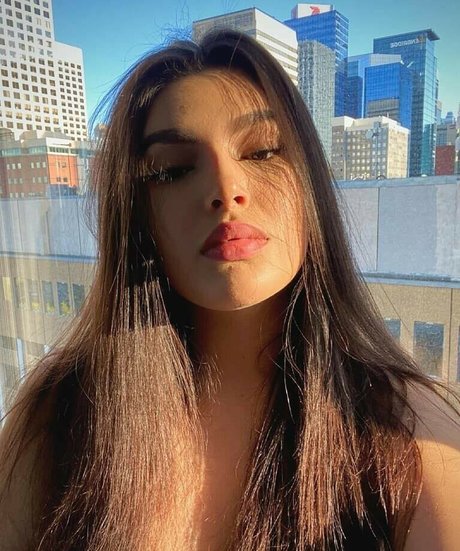 moneymang perfect model picture