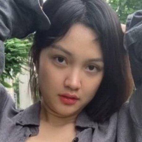 emon55556 hot model photo