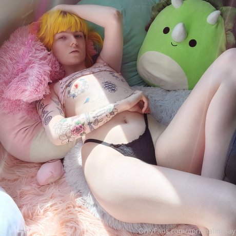 japanese teen onlyfans exclusive images