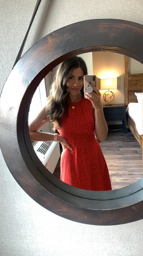 Adriana Mae sexy pornstar picture