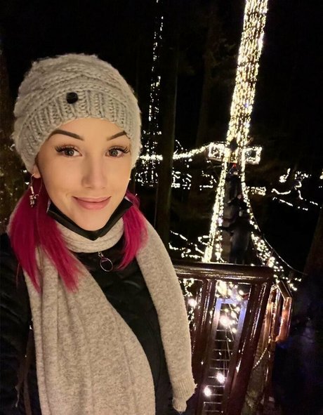 petite slut onlyfans naked img