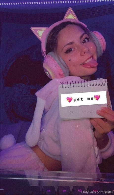 Skittii pretty actress photos