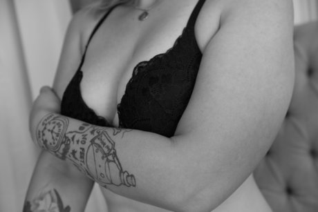 Nita Frey beautiful star images