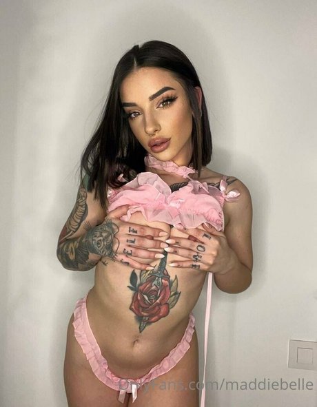 Maddiebelle high quality actress pictures