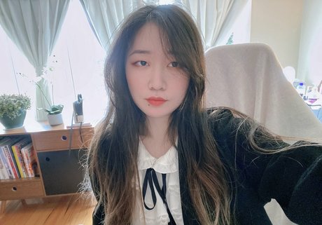 yueko pornstar nudes image