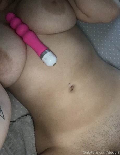 dddbri nude model gallery