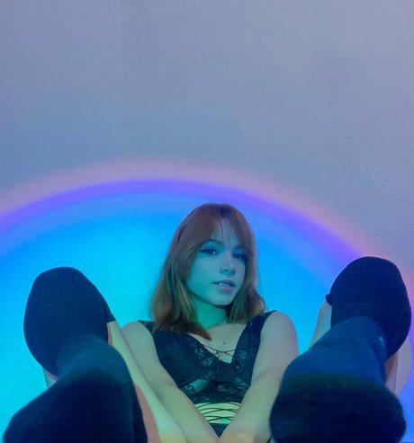 Veevtr naked star img