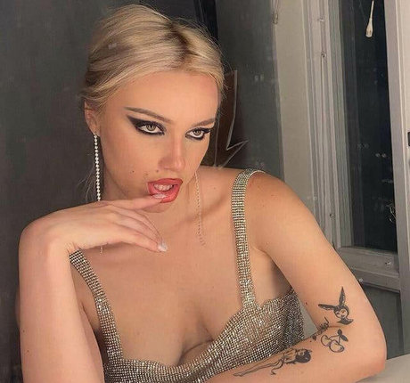 carotheangel adult actress pictures