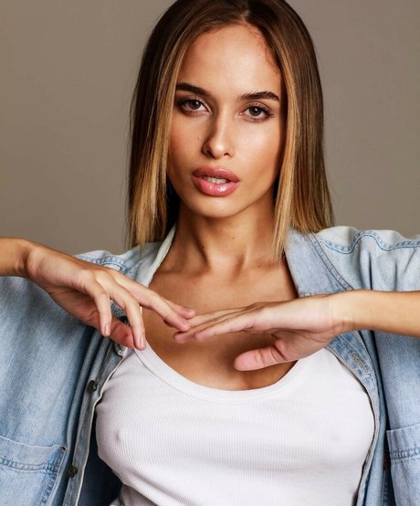 Anna Cangussu pornstar erotic pics