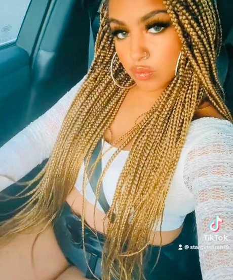 Stargirlsarah19x pornographic star img