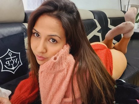 Miss Fantastic star porn pictures