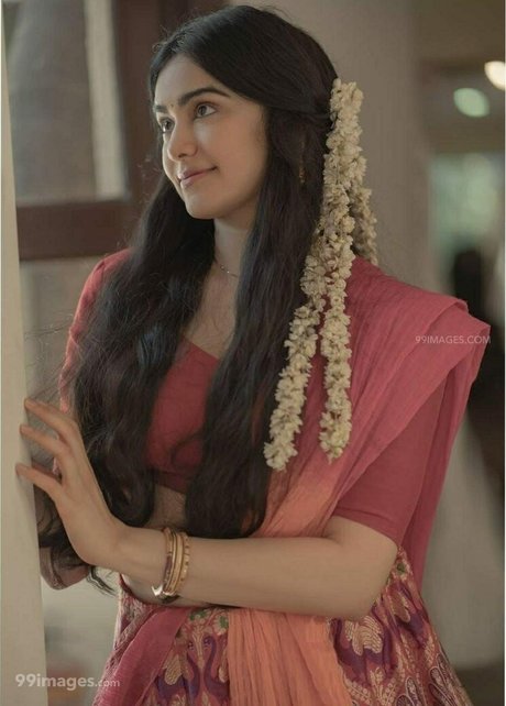 Adah Sharma pretty model pictures