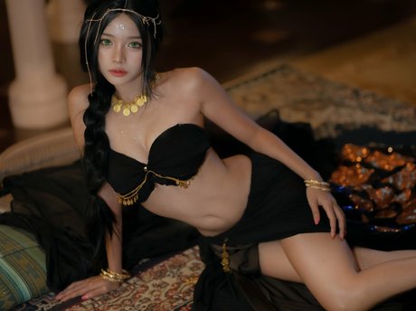 miholy hot star pictures