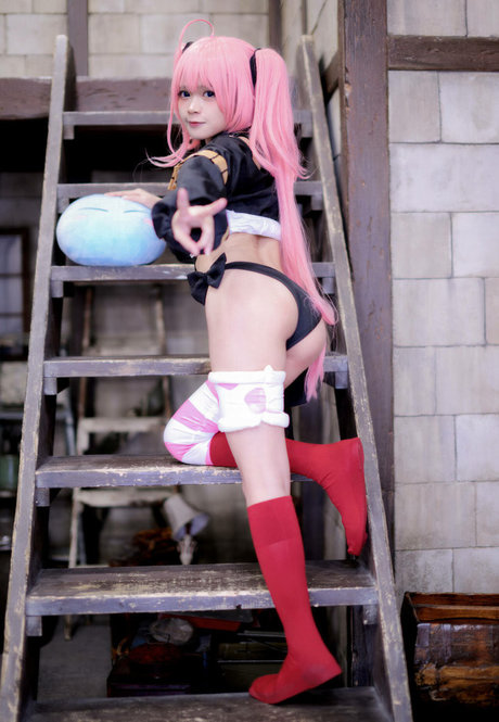 miholy high quality model pic