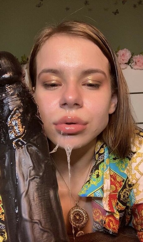 Roanoak top pornstar pictures