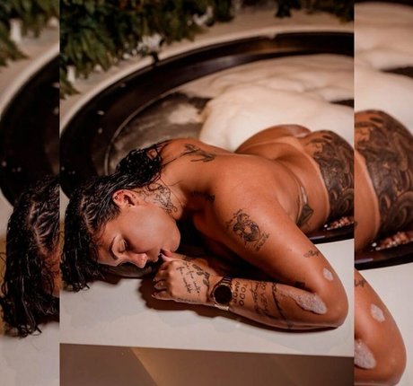 Mila Cristie perfect model img