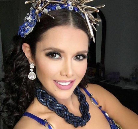 cougars onlyfans beautiful naked img