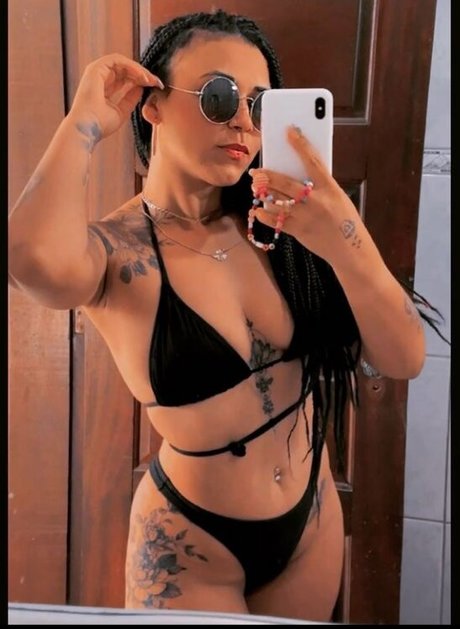 Daniela Santos star erotic photo