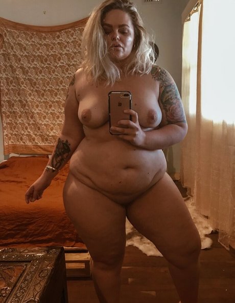 Tallulah Moon hot star pics